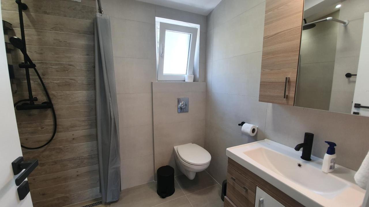 Porto Vista Penthouse Kumbor Lägenhet Exteriör bild